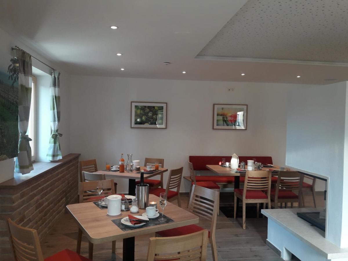 Weinbau Ettenauer Rohrendorf bei Krems Kültér fotó